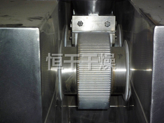 GZL系列干法輾壓造粒機