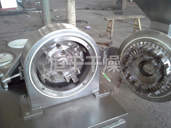 30B系列萬(wàn)能高效粉碎機（組）